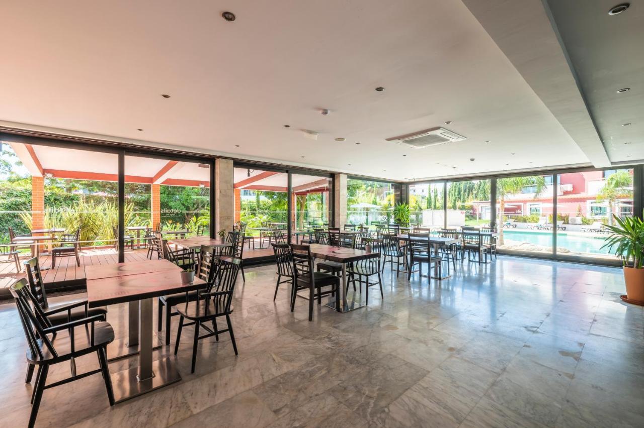 Topazio Vibe Beach Hotel & Apartments - Adults Friendly Albufeira Ngoại thất bức ảnh