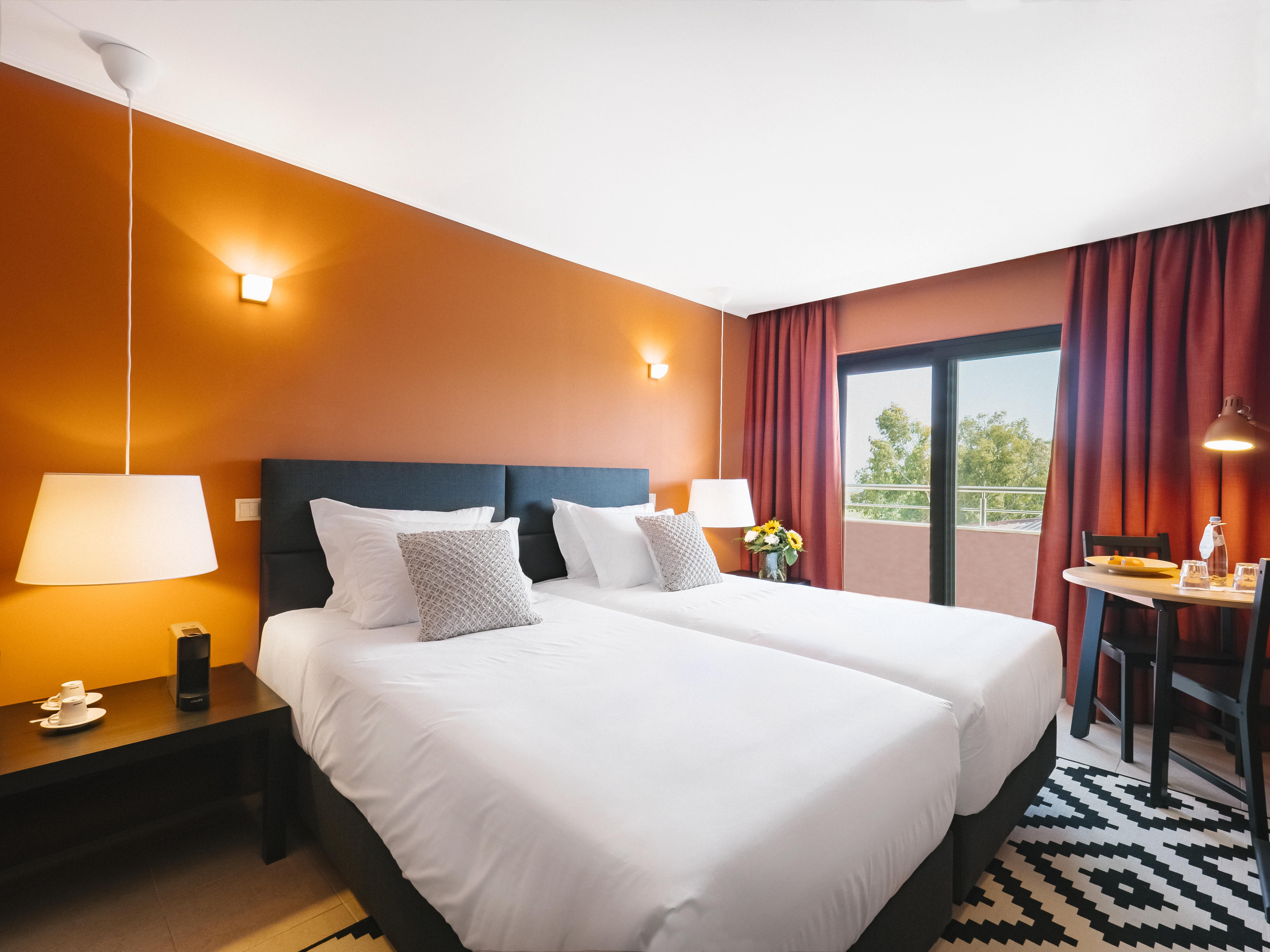 Topazio Vibe Beach Hotel & Apartments - Adults Friendly Albufeira Ngoại thất bức ảnh