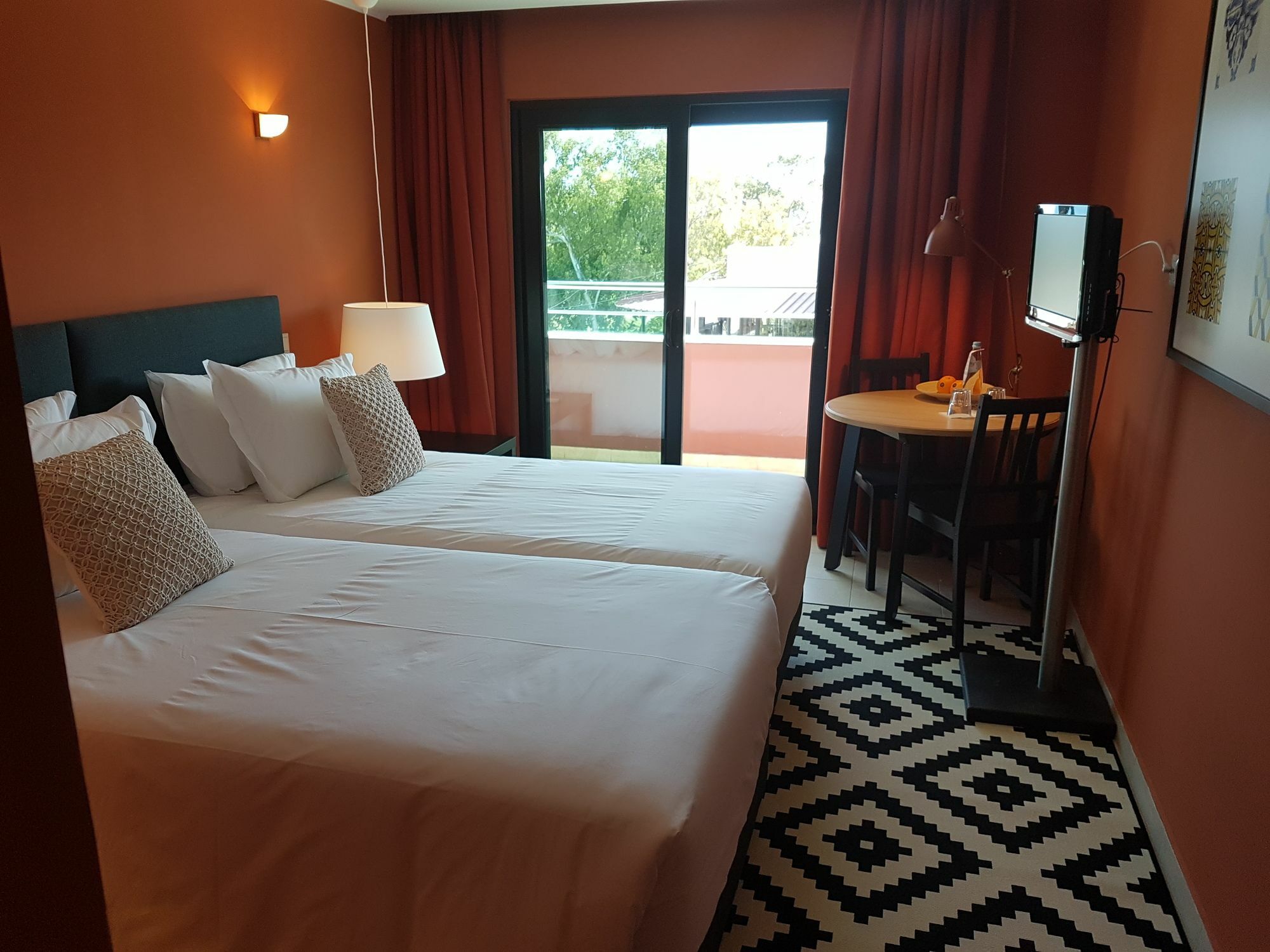 Topazio Vibe Beach Hotel & Apartments - Adults Friendly Albufeira Ngoại thất bức ảnh